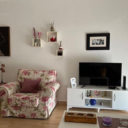 Ferienwohnung Lovely Pink Flat Podgorica Exterior foto